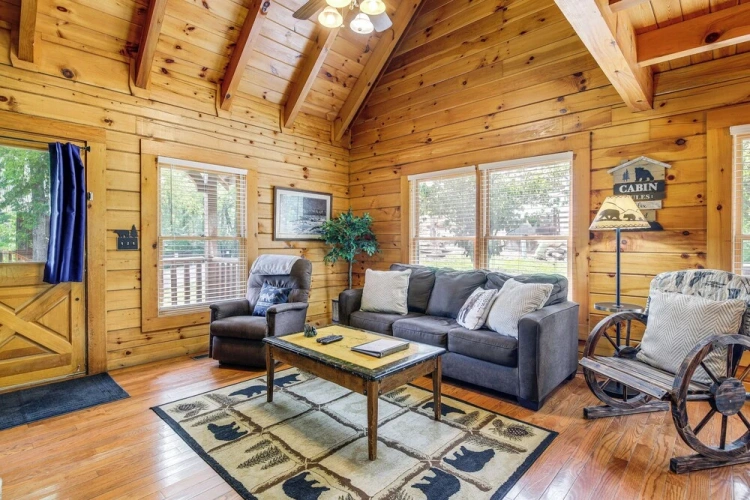 2 Bedrooms Cottage