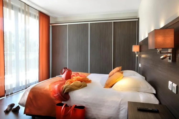 2 Bedrooms Premium Apartment