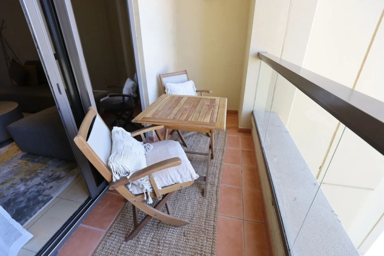 Stylish 1BR with Serene Sea View