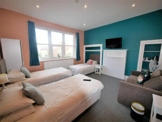 Standard Twin room
