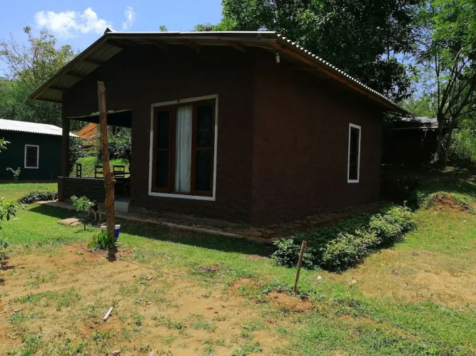 Silent Bungalow River Side