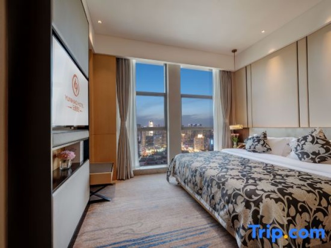 1 Bedroom Suite with panoramic view