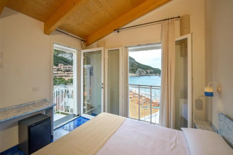 Standard Double room with balcony and with sea view
