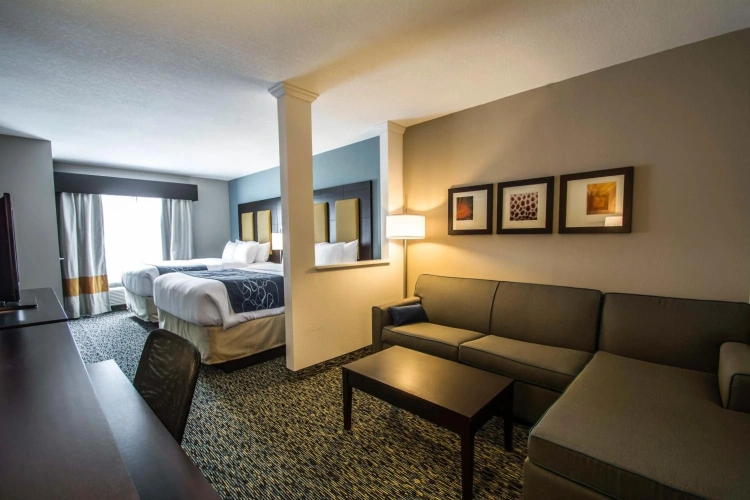 Guest rooms
