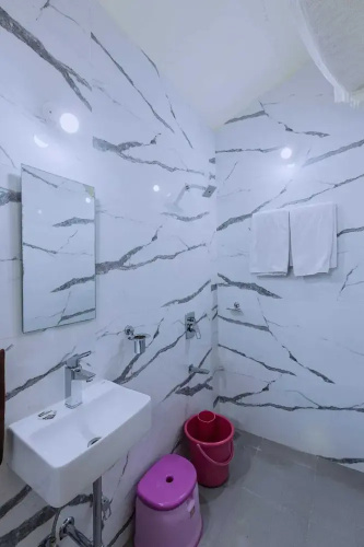 Silver Galaxy By Joy Suites