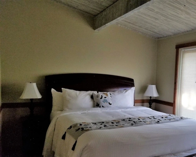 2 Bedrooms Cottage
