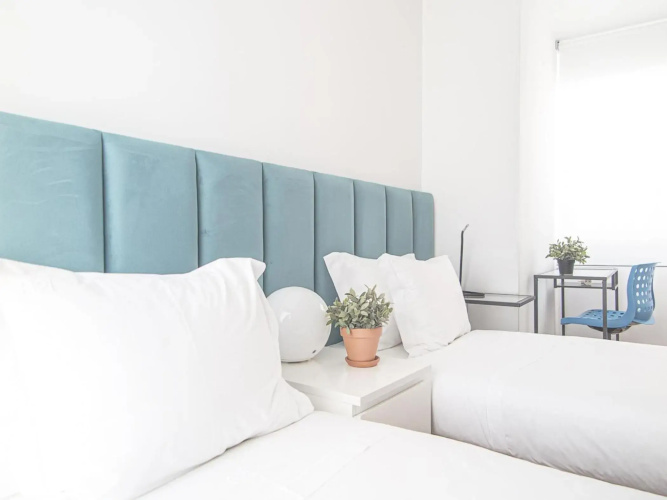 Baixa chiado 2 bedroom duplex apt with elevator