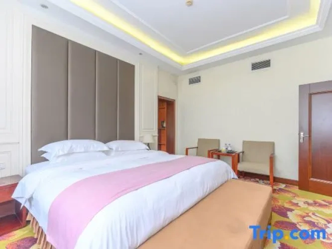 Deluxe Double Suite