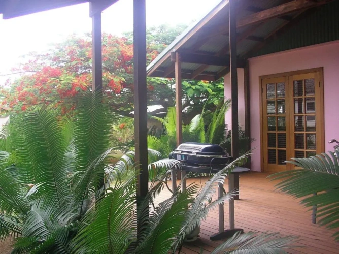 2 Bedrooms Chalet