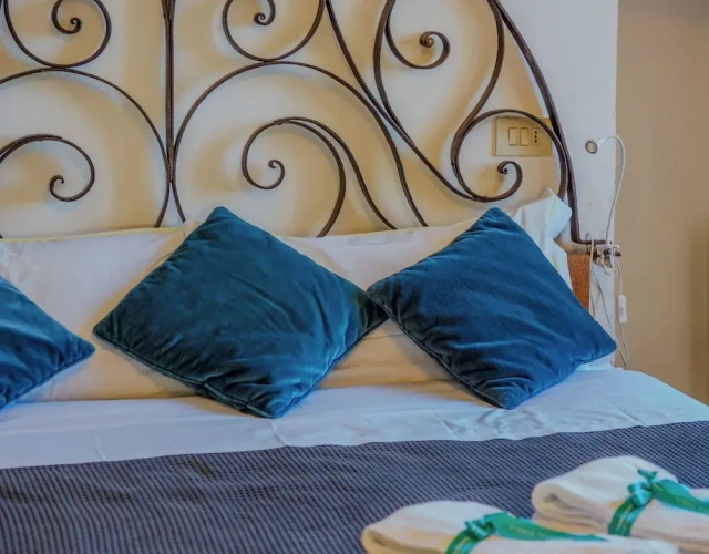 3 Bedrooms Cottage