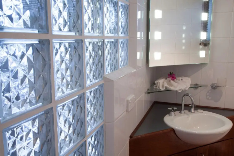 Highlander Hotel & Apartments