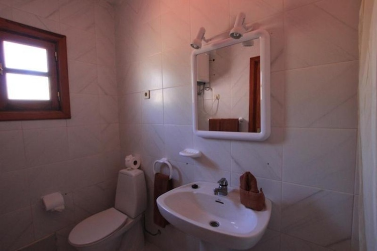 1 Bedroom Double Bungalow