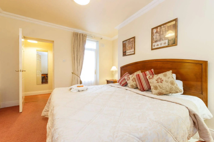 Lismar Guest House