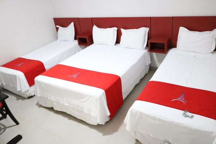 Standard Triple room