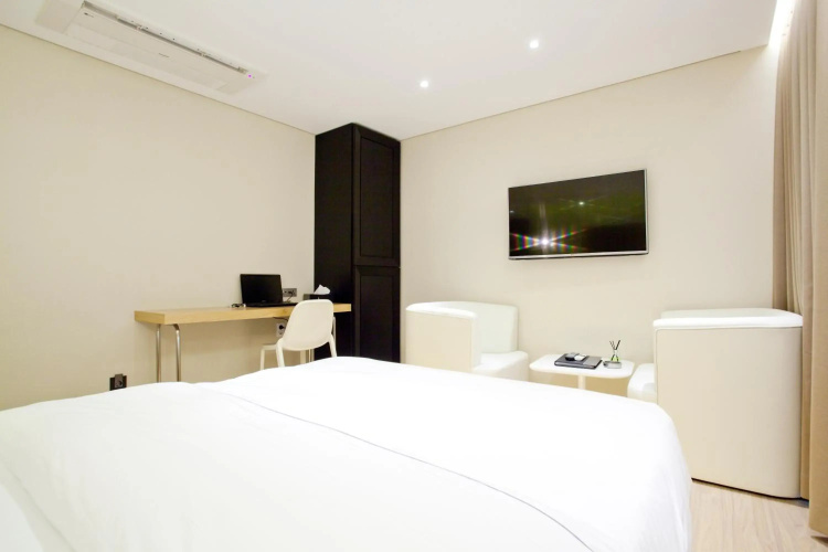 Forestar Hotel