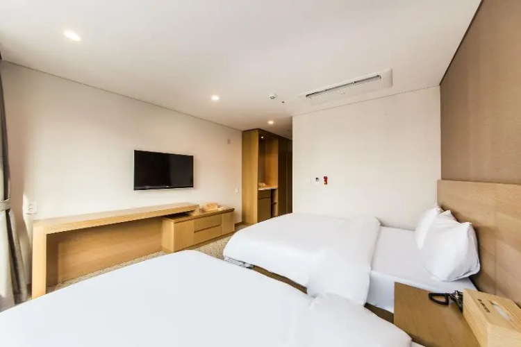Jongno Lumia Tourist Hotel