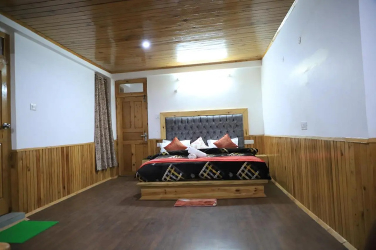 Seven Hills Resort