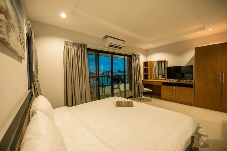 Nalanta Hotel Pattaya (SHA Plus+)