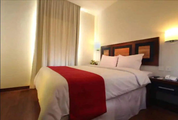Superior Double room with city view