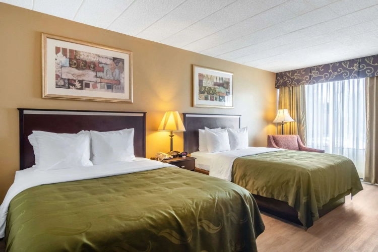 Standard Quadruple room