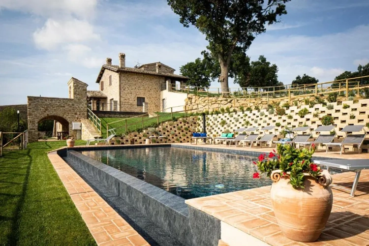 6 Bedrooms Cottage