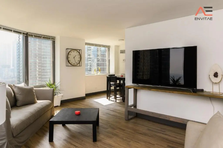 ENVITAE 2BR Vibrant High-Rise Penthouse