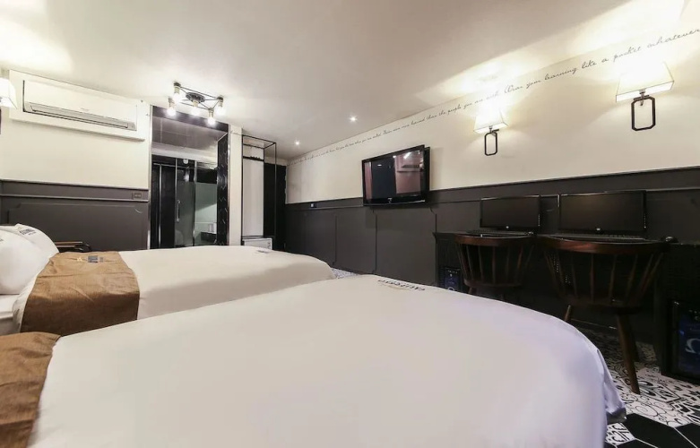 California Hotel