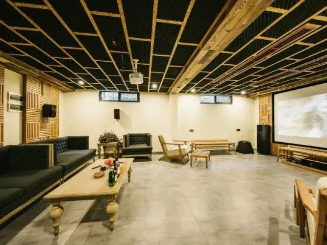 Manju Courtyard Hostel