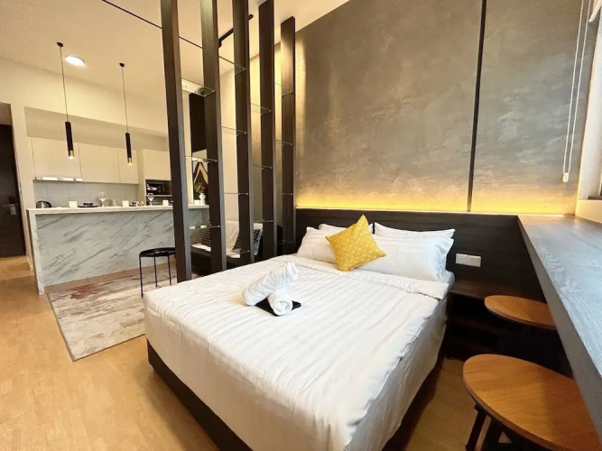 Chambers Residence by Manhattan Group
