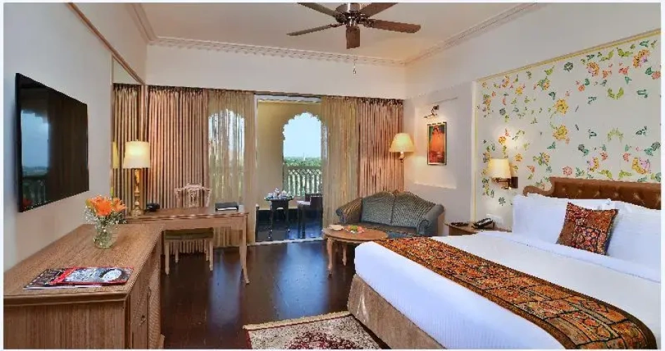 Premium Twin room with balcony