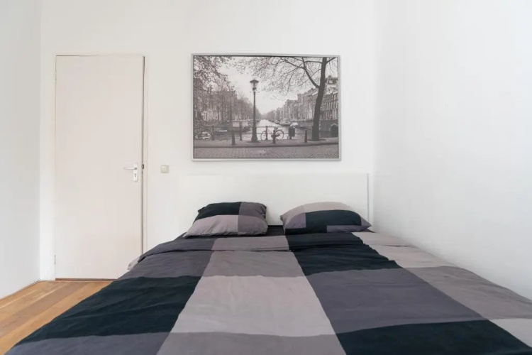 South Holland Studio