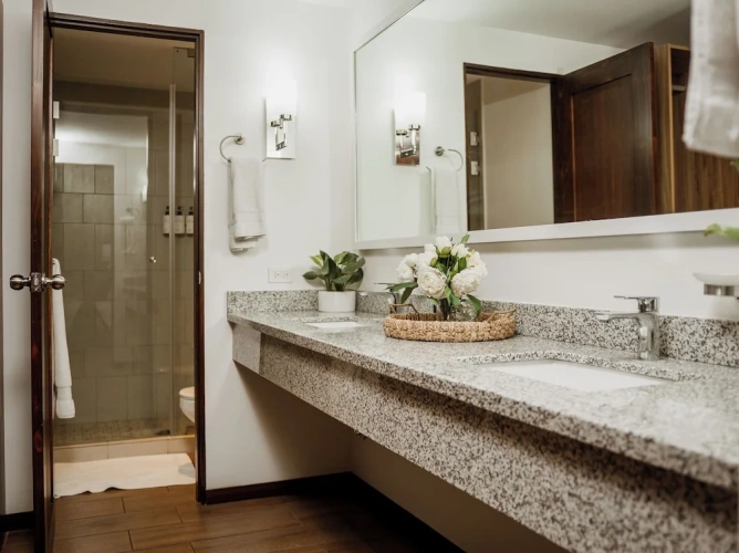 3 Bedrooms Deluxe Apartment with mountain view