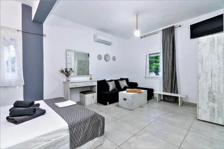 House Haratsi
