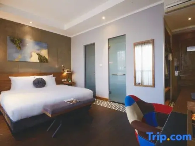 Standard room with balcony