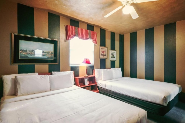 Double Suite