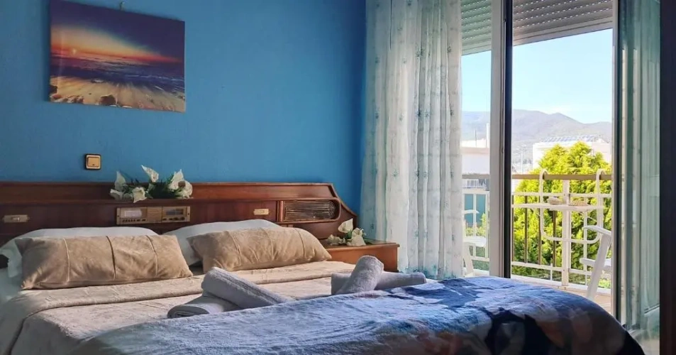 3 Bedrooms Cottage