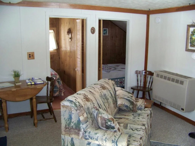Peterson's Cottages