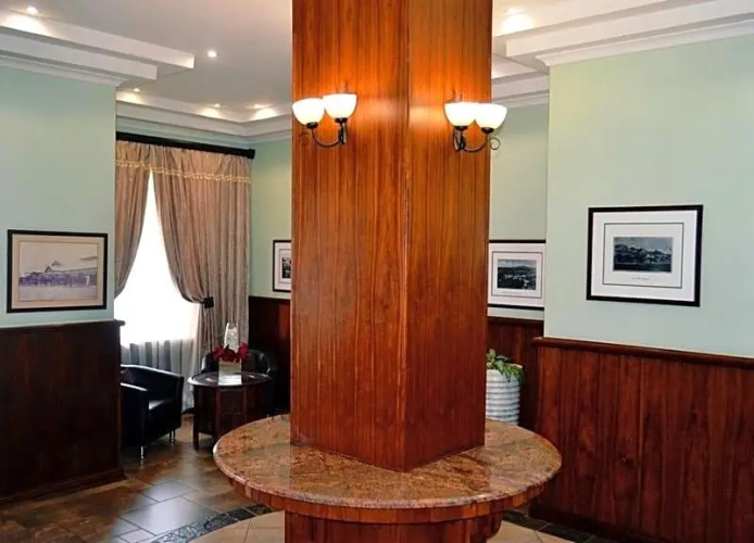 Crown Hotel