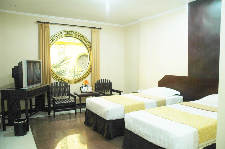 Hotel Oval Surabaya