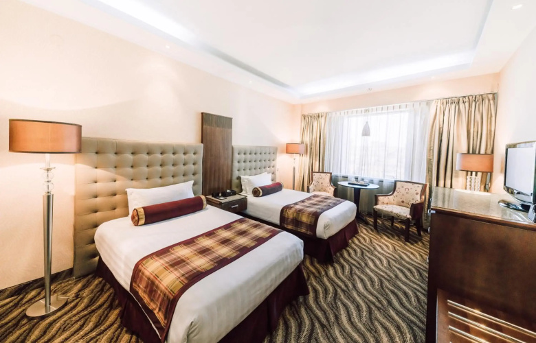 Chinggis Khaan Hotel