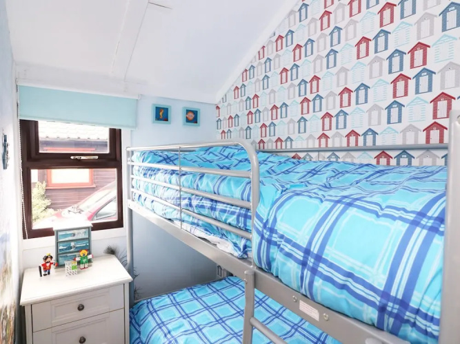 Captain's Cabin
