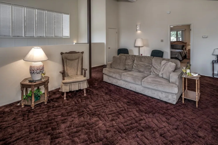 101 Williams - Three Bedroom Cabin