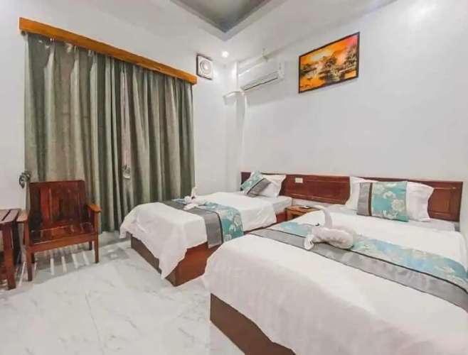 NuttyPhoy Hotel