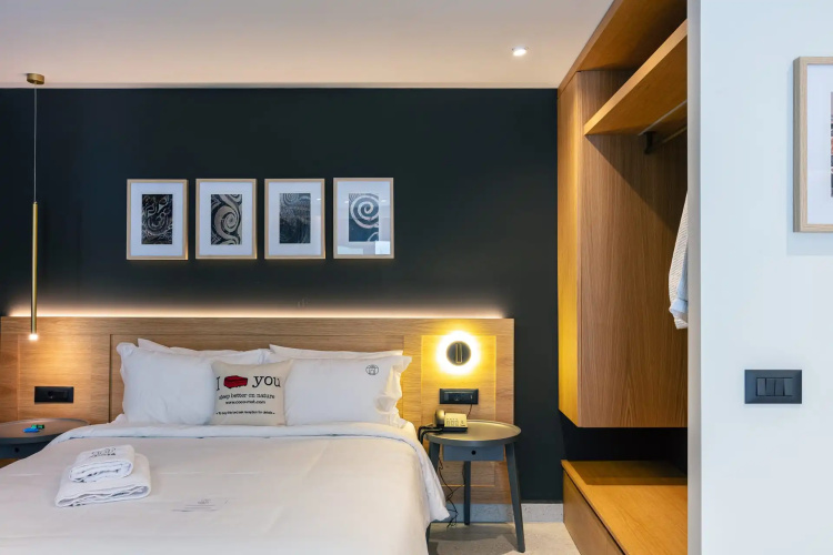 Porta Suites