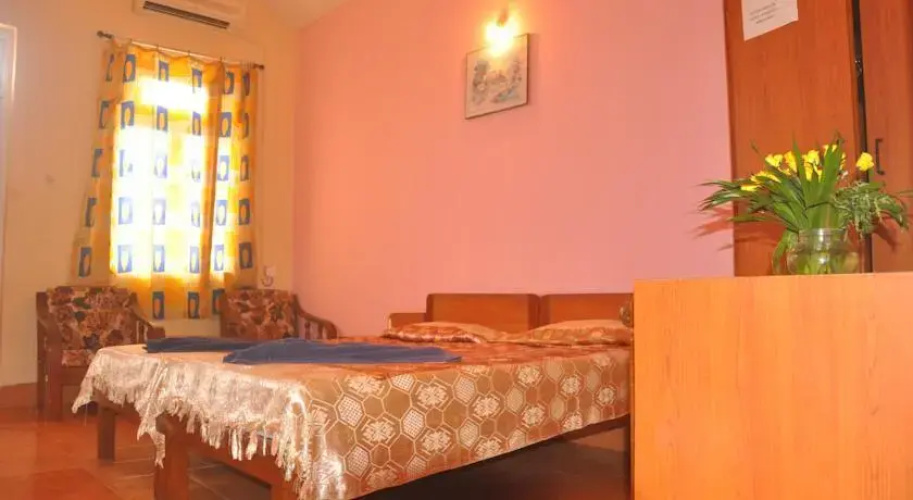 Resort Tio by OYO Rooms