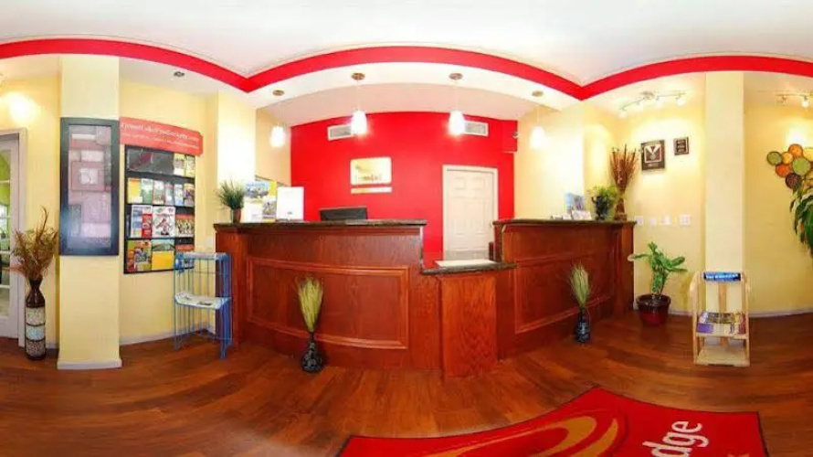 Econo Lodge Miami