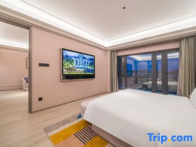 Deluxe Double Suite