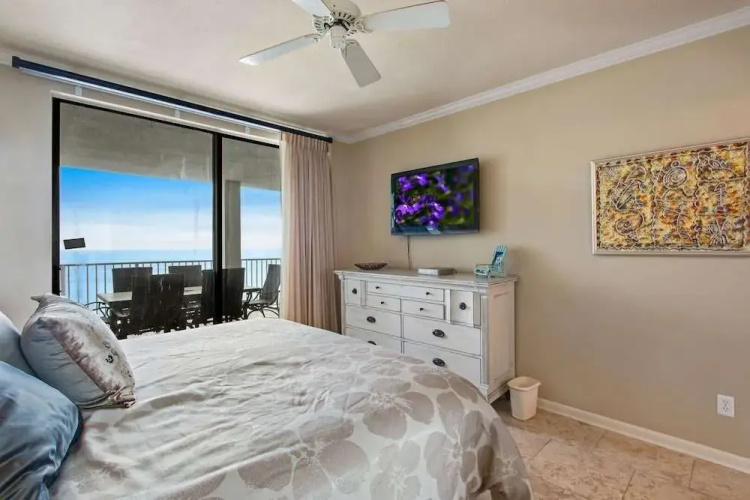 Pelican Pointe 1406 by RedAwning