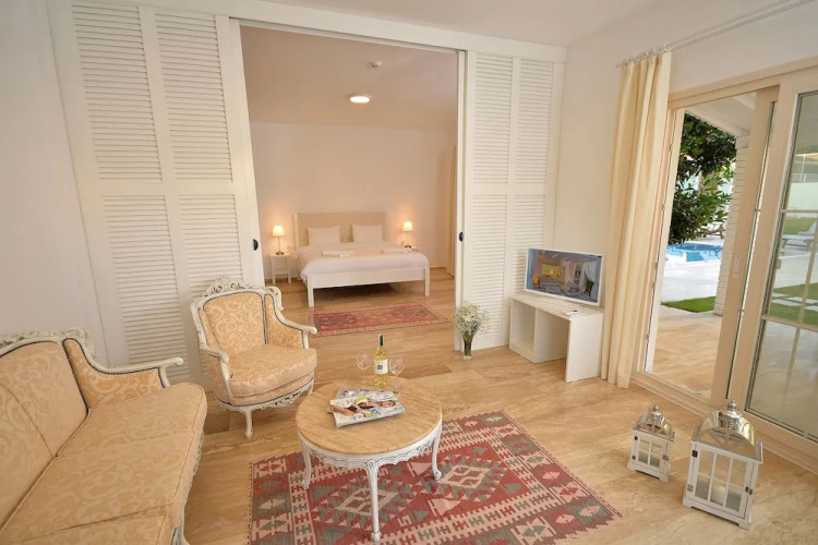 Villa Blanche Otel