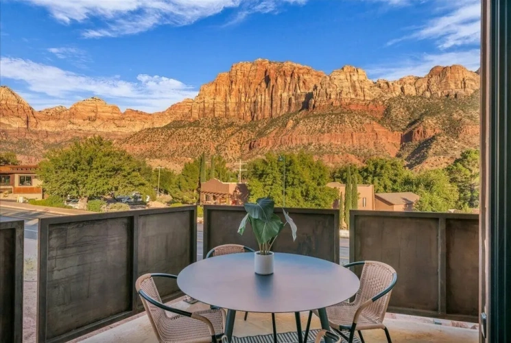 Deluxe Double Apartment with mountain view